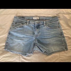 American Eagle faded stretchy jean shorts